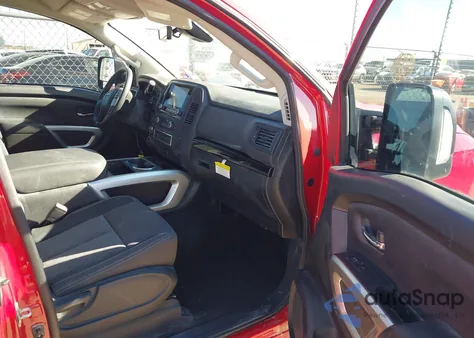 2024 Nissan Titan Crew Cab Sv 4X4 z USA, uszkodzony, nr VIN 1N6AA1CD0RN109433